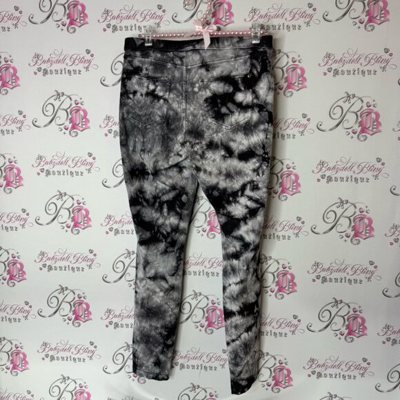 HUE pants stretchy Black and Gray Tie-Dye Skinny Jeans - Picture 2 of 7
